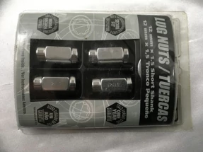 Short Shank Lug nuts