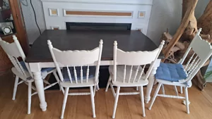 Kitchen Table and Chairs 