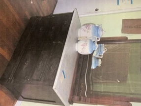 Dresser w/ Mirror