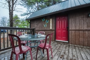 Tanner Manor - Kissing the Clouds - Pigeon Forge, Tennessee