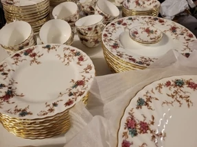 MINTON CHINA Ancestral Dinnerware Set 12 - 8 piece place settings and 13 serving pieces (109 pcs total) Rare Find England