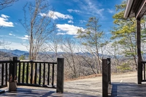 Tanner Manor - The Ranch - Pigeon Forge, Tennessee