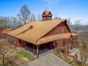 Tanner Manor - The Vieux - Pigeon Forge, Tennessee