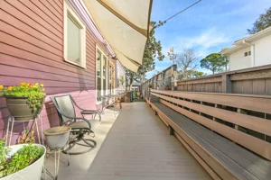 5 Fat Columns & A Fish Pond We Love NOLA Travel