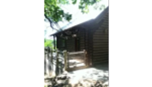 Cherokee Mountain Log Cabin Resort (Eureka Springs)