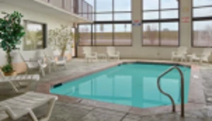 Days Inn- Bentonville/Indoor Pool